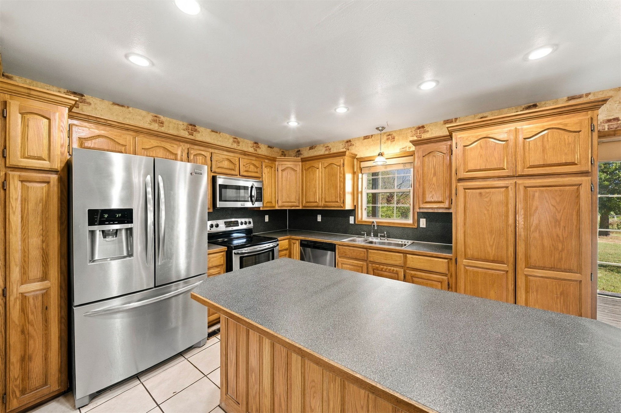 768 E Main Street Adair OK 74330