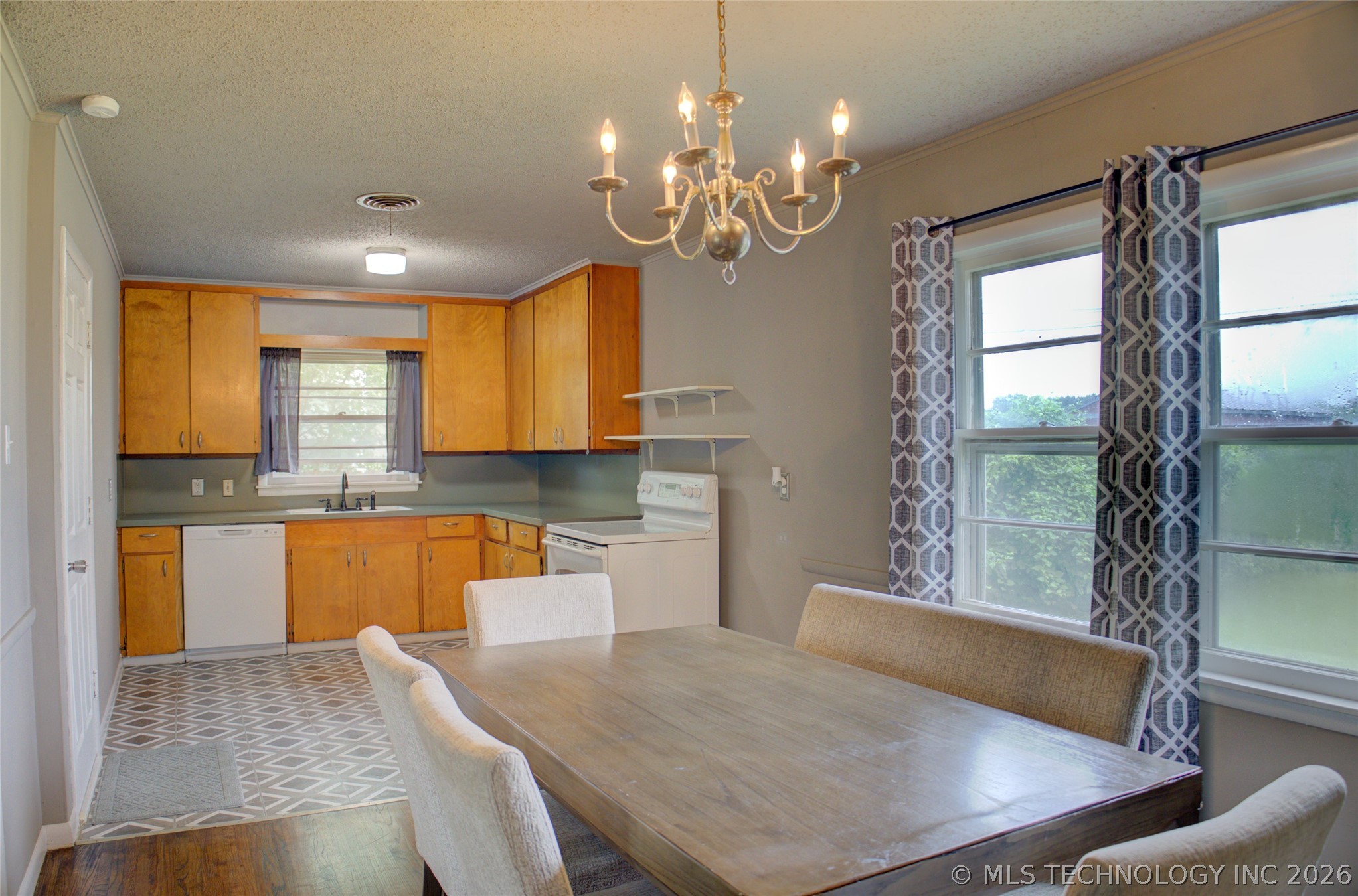 8947 E Oklahoma Place Tulsa OK 74115