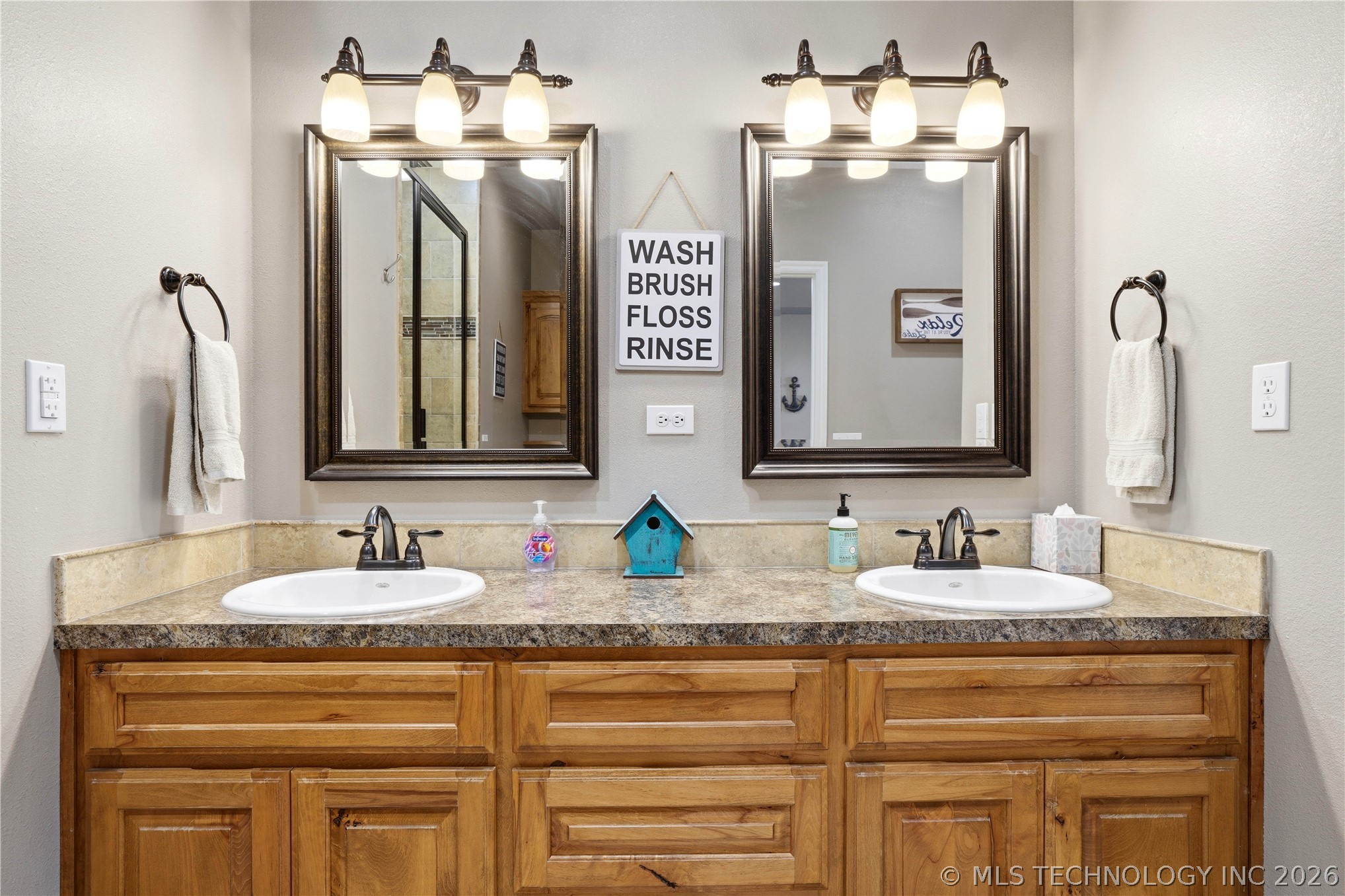 446215 E Lakeview Drive Gore OK 74435