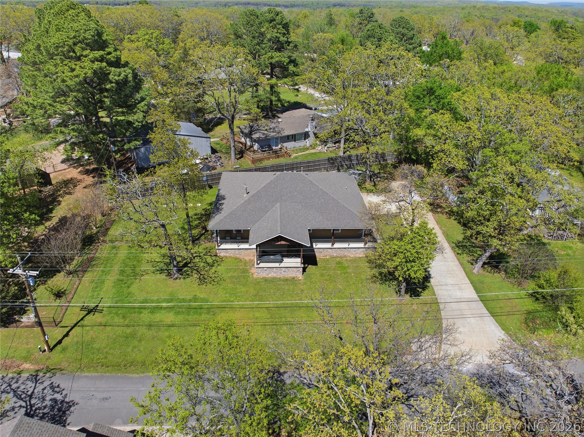 446215 E Lakeview Drive Gore OK 74435