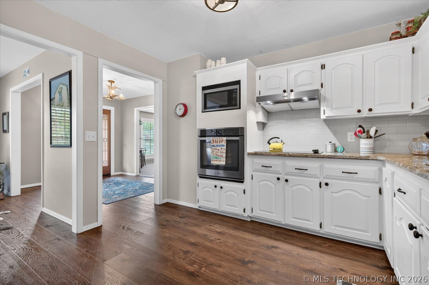 2516 Williamsburg Street S Bartlesville OK 74006