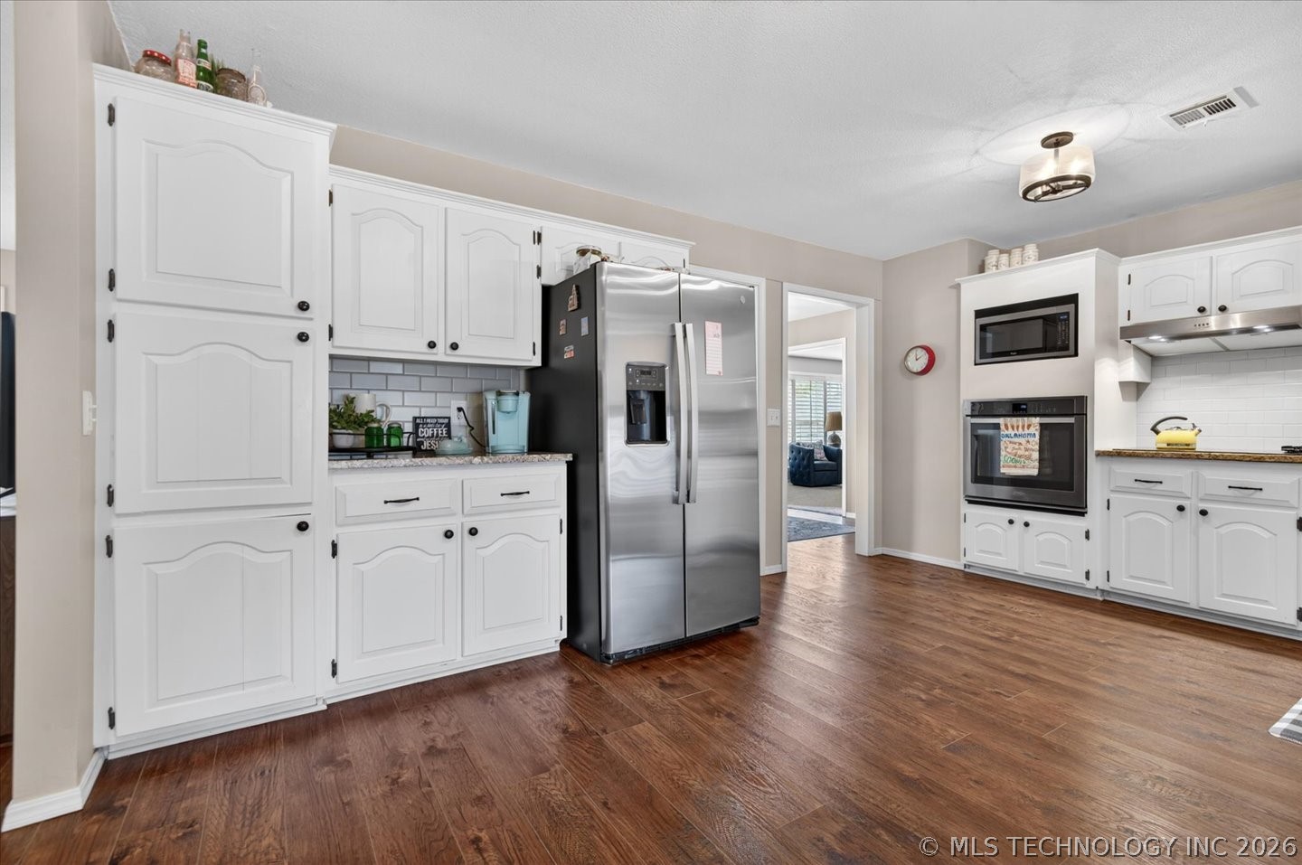 2516 Williamsburg Street S Bartlesville OK 74006