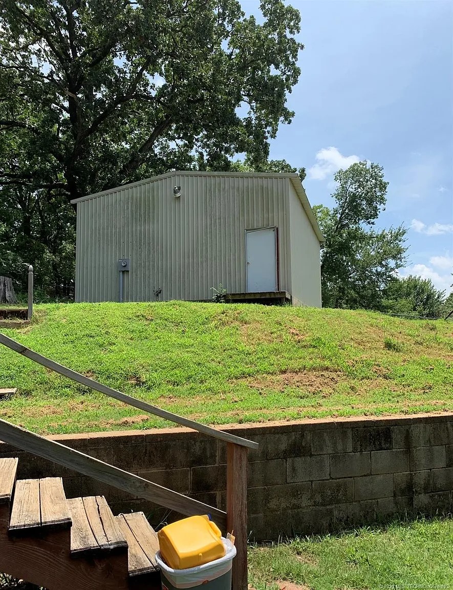 1710 N 10th Avenue Durant OK 74701