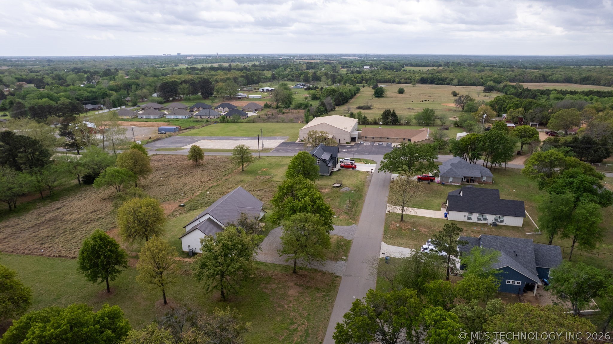 453 W 2nd Street Silo OK 74701