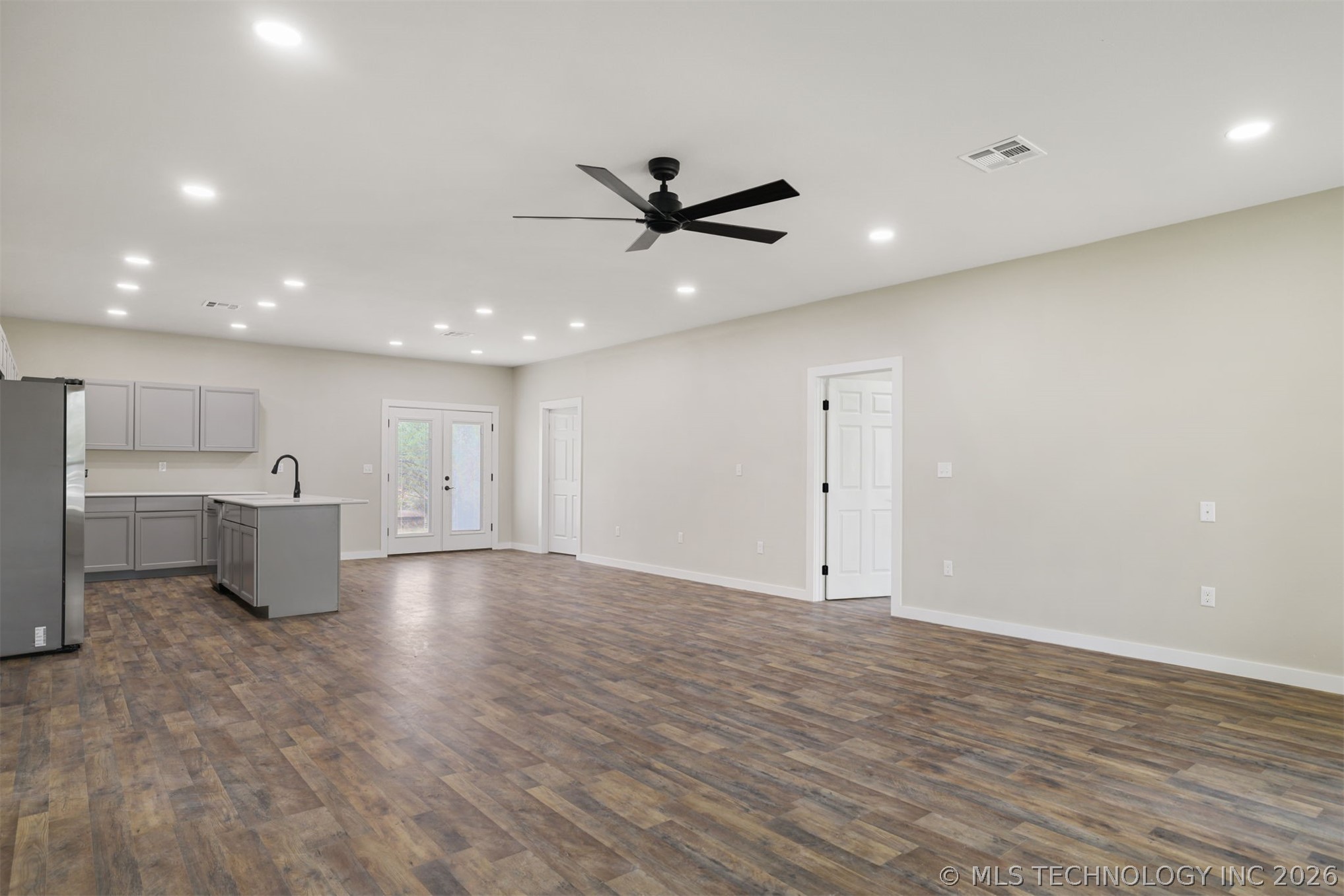 453 W 2nd Street Silo OK 74701