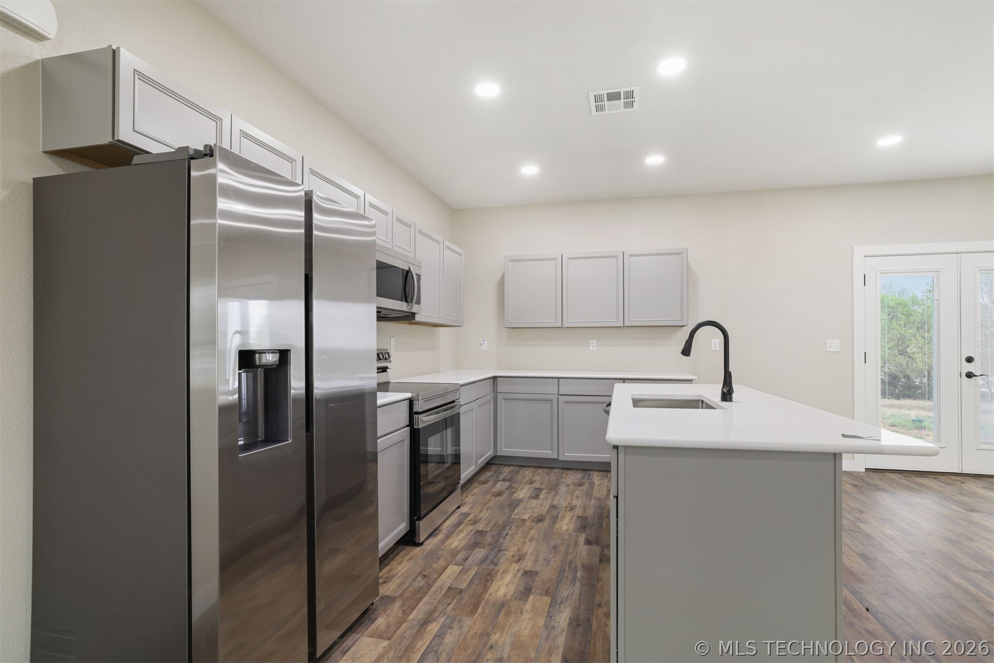 453 W 2nd Street Silo OK 74701