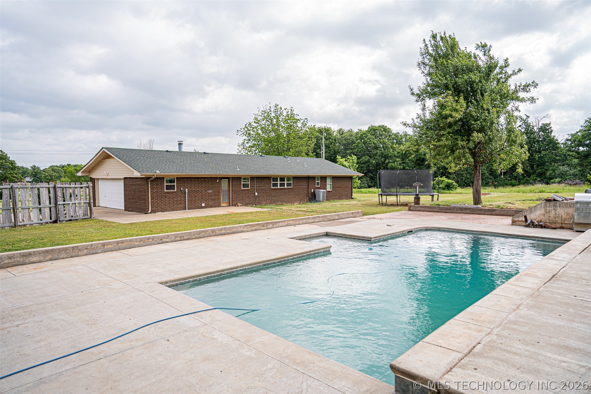 25189 Wilson Road Henryetta OK 74437