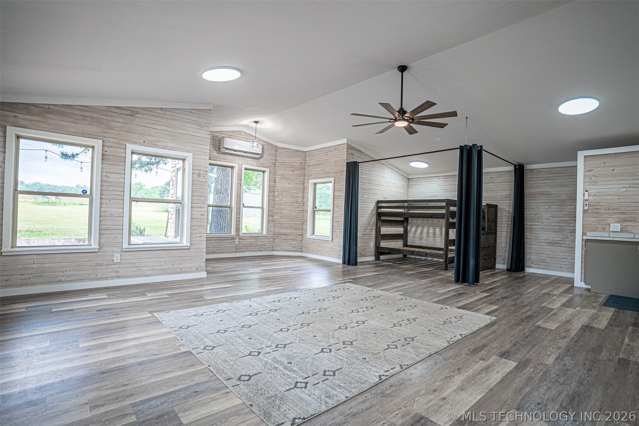 25189 Wilson Road Henryetta OK 74437