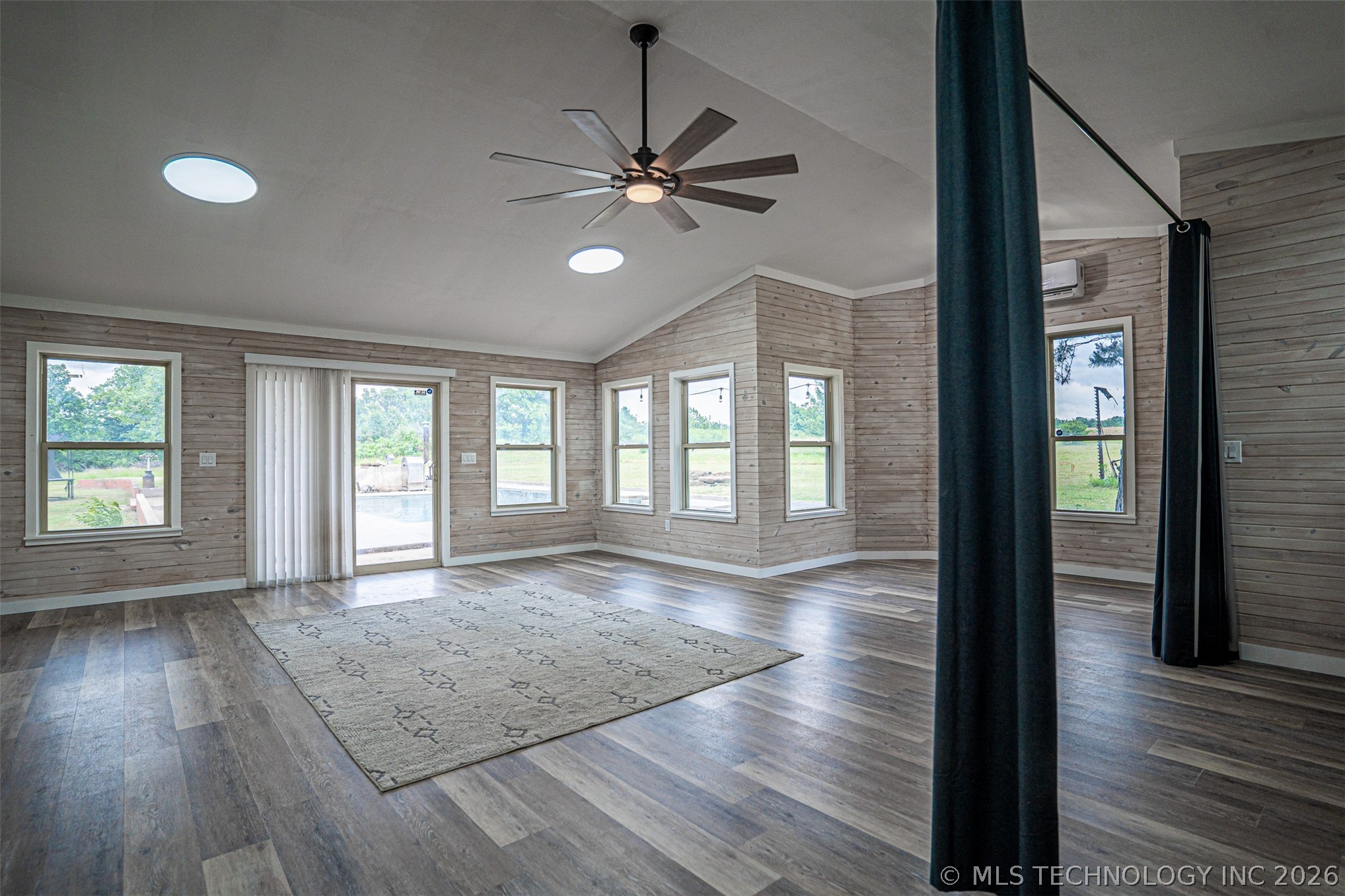 25189 Wilson Road Henryetta OK 74437