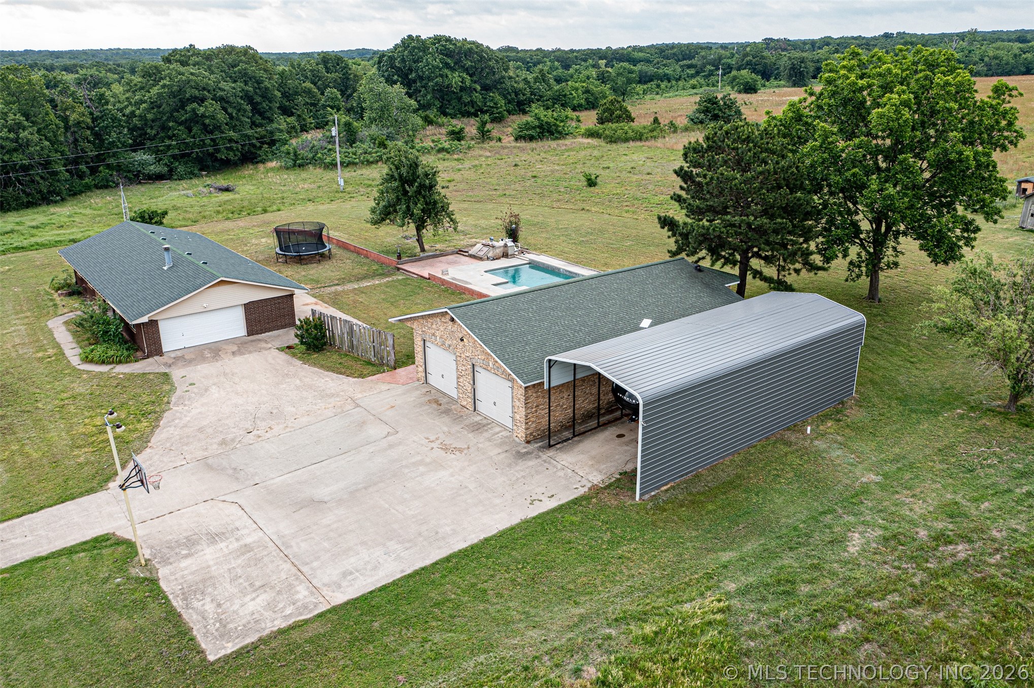 25189 Wilson Road Henryetta OK 74437