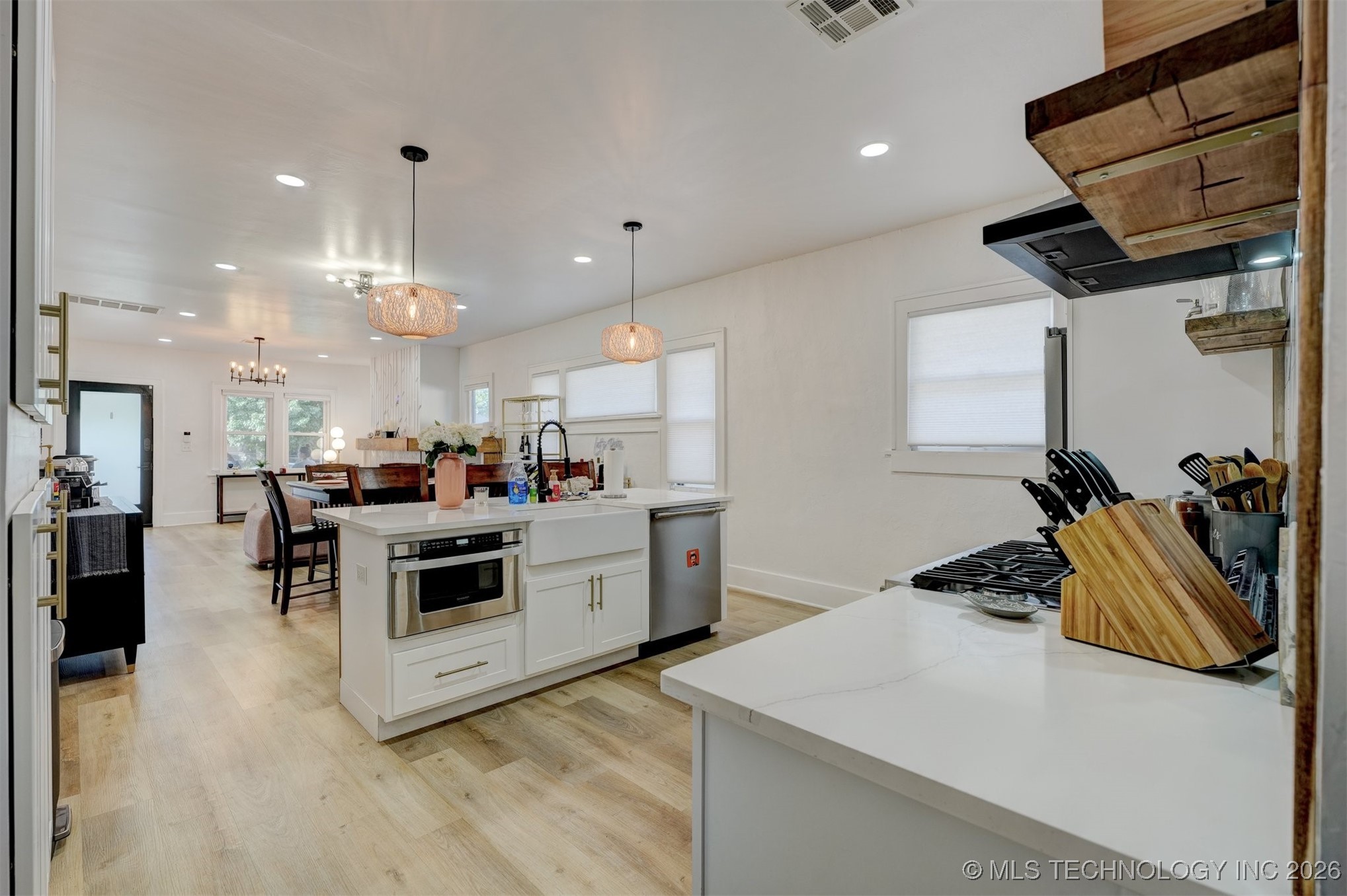 2009 NW 12th Oklahoma City OK 73106