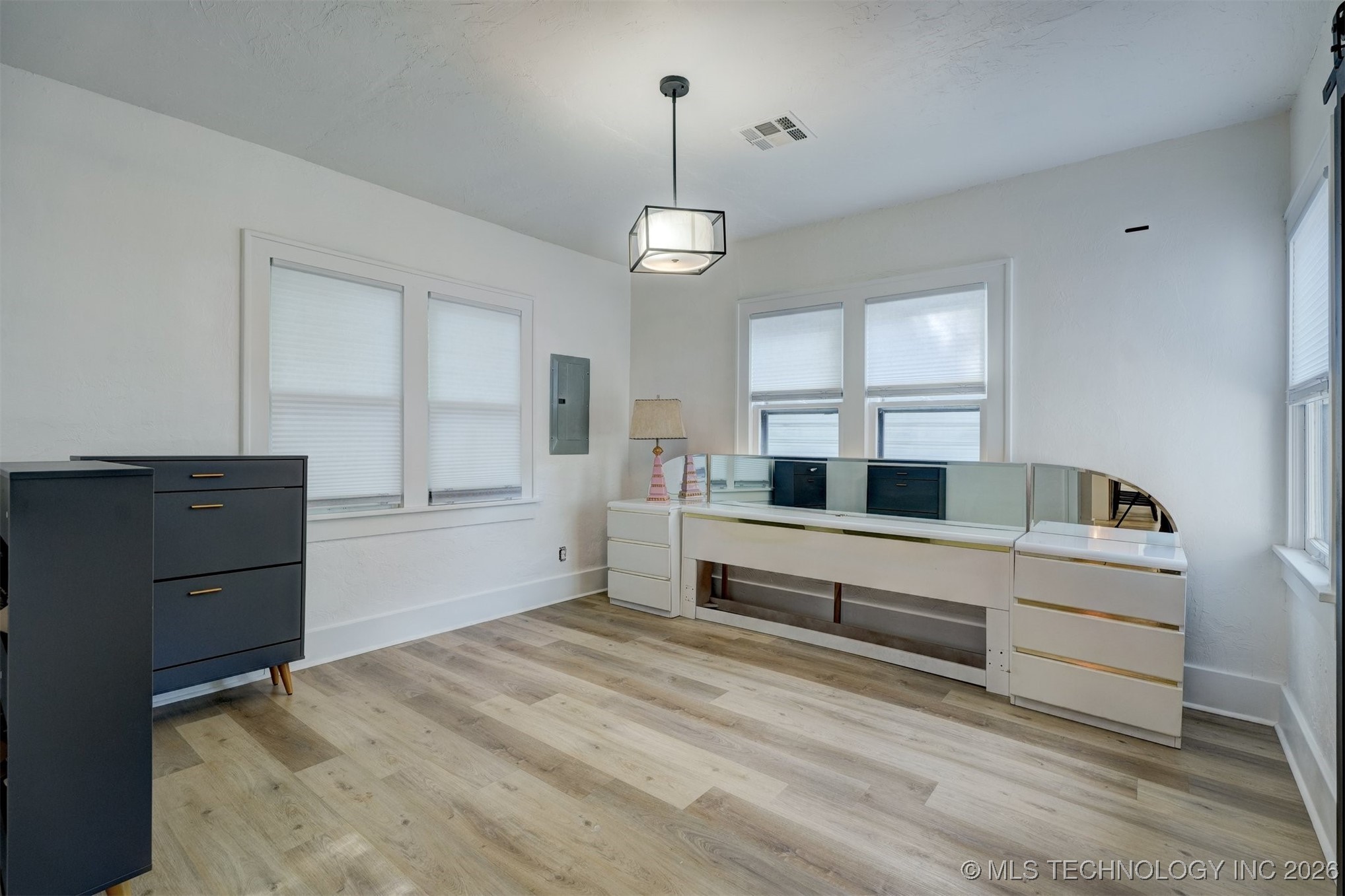 2009 NW 12th Oklahoma City OK 73106
