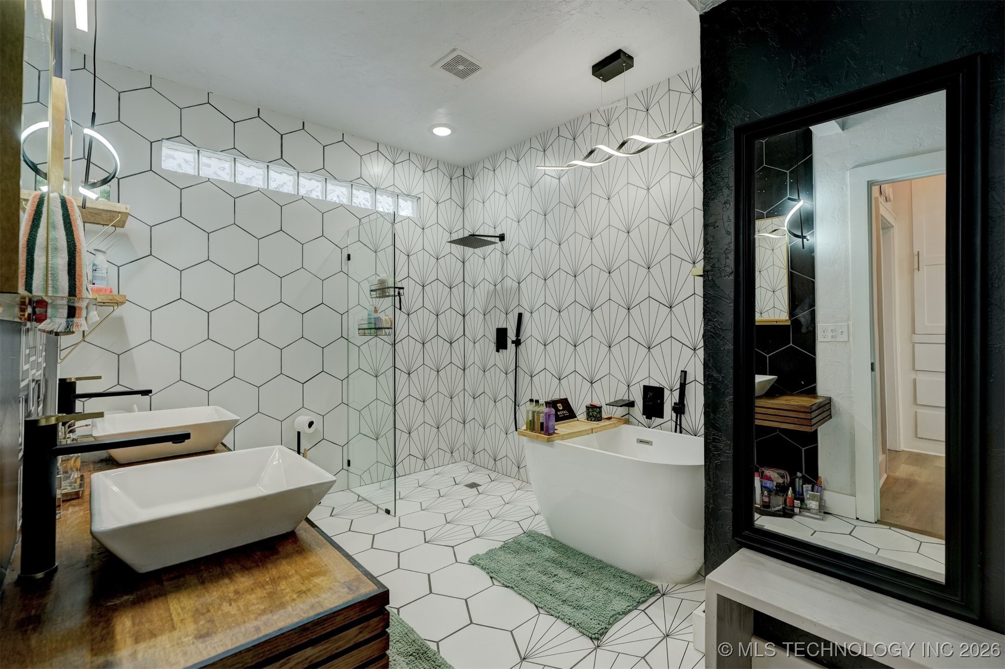 2009 NW 12th Oklahoma City OK 73106