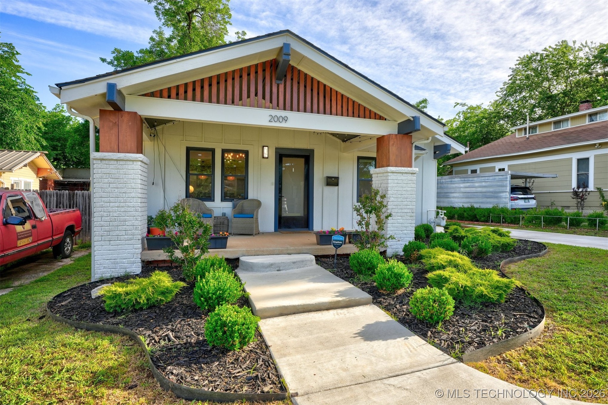 2009 NW 12th Oklahoma City OK 73106