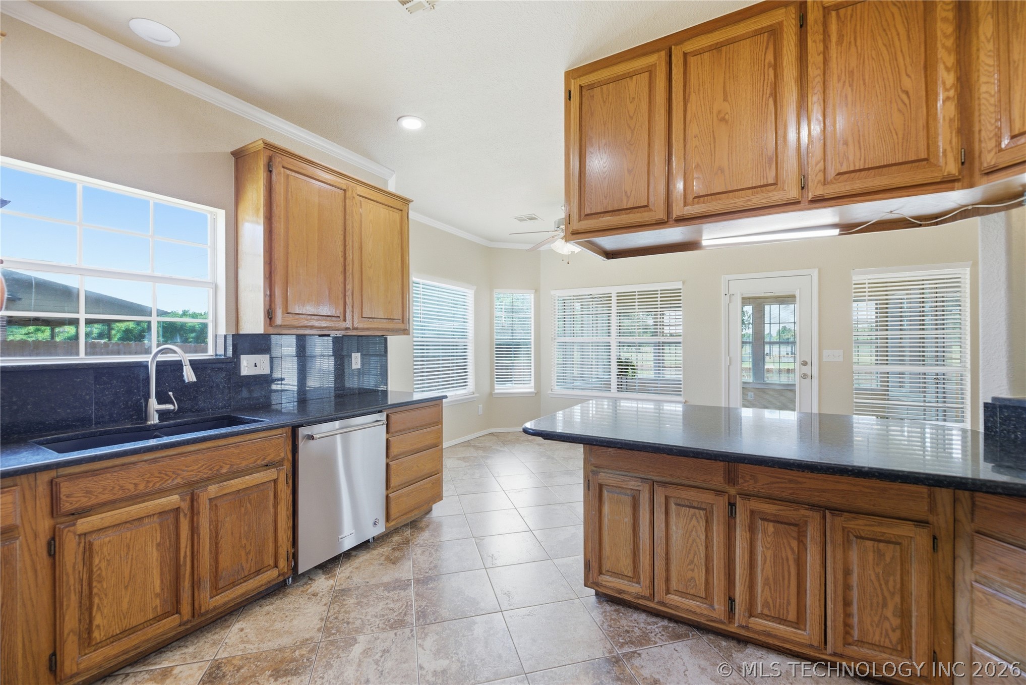 1017 W Quinton Street S Broken Arrow OK 74011