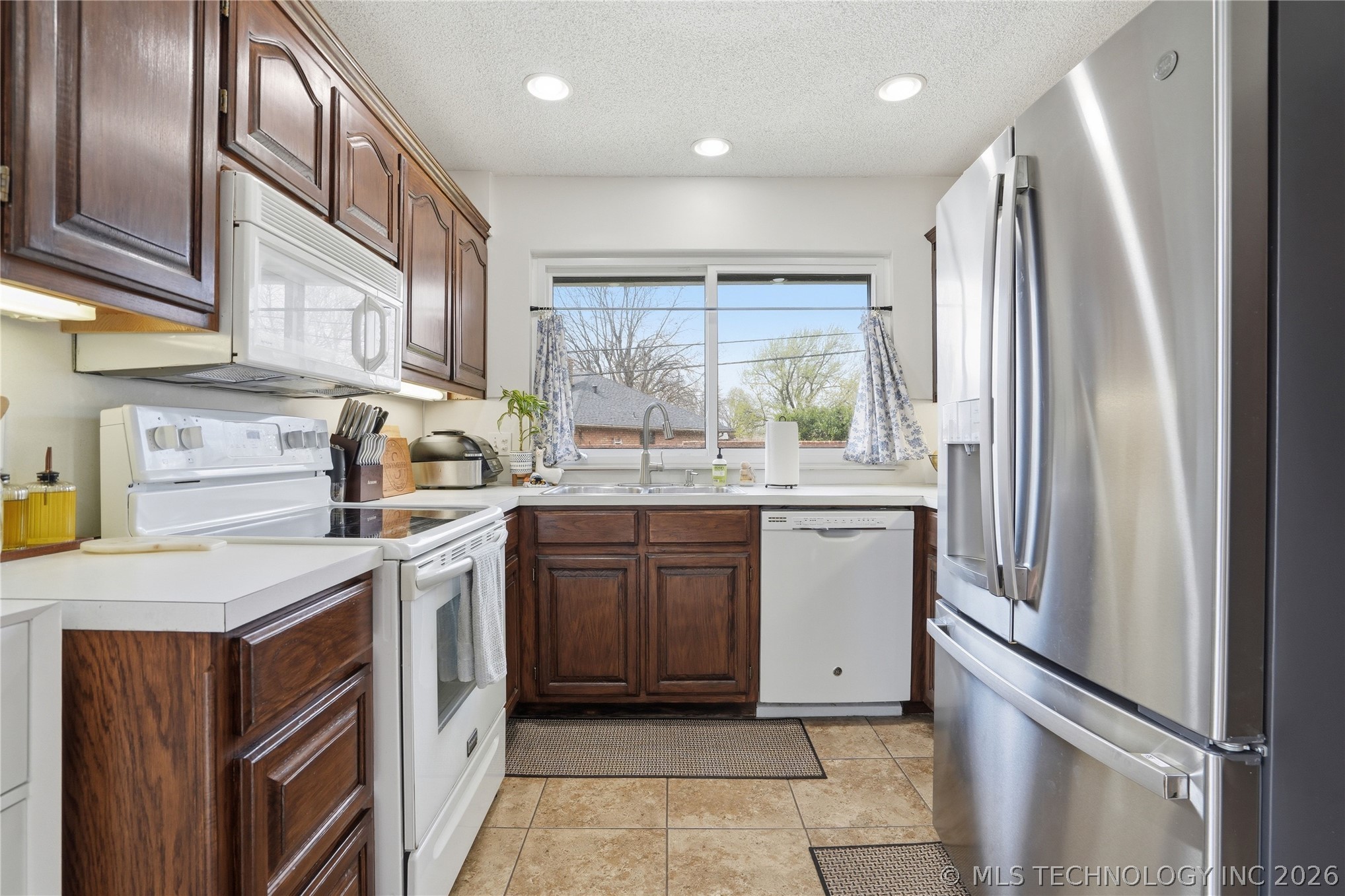 4330 S Lakewood Avenue Tulsa OK 74135