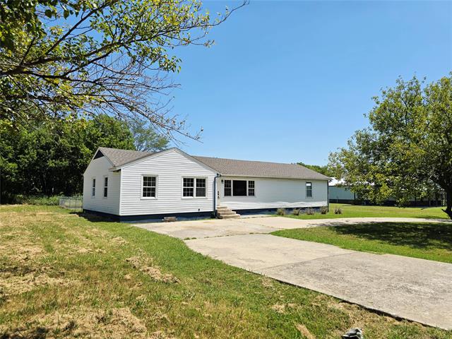 19271 S 4079 Road Claremore OK 74019