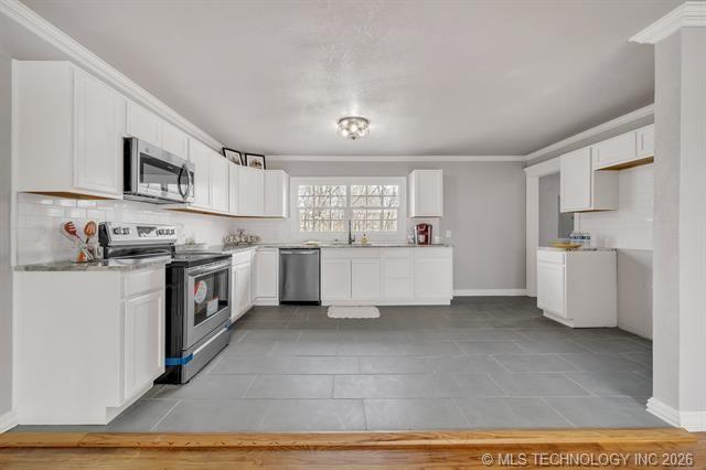 19271 S 4079 Road Claremore OK 74019