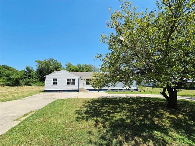 19271 S 4079 Road Claremore OK 74019