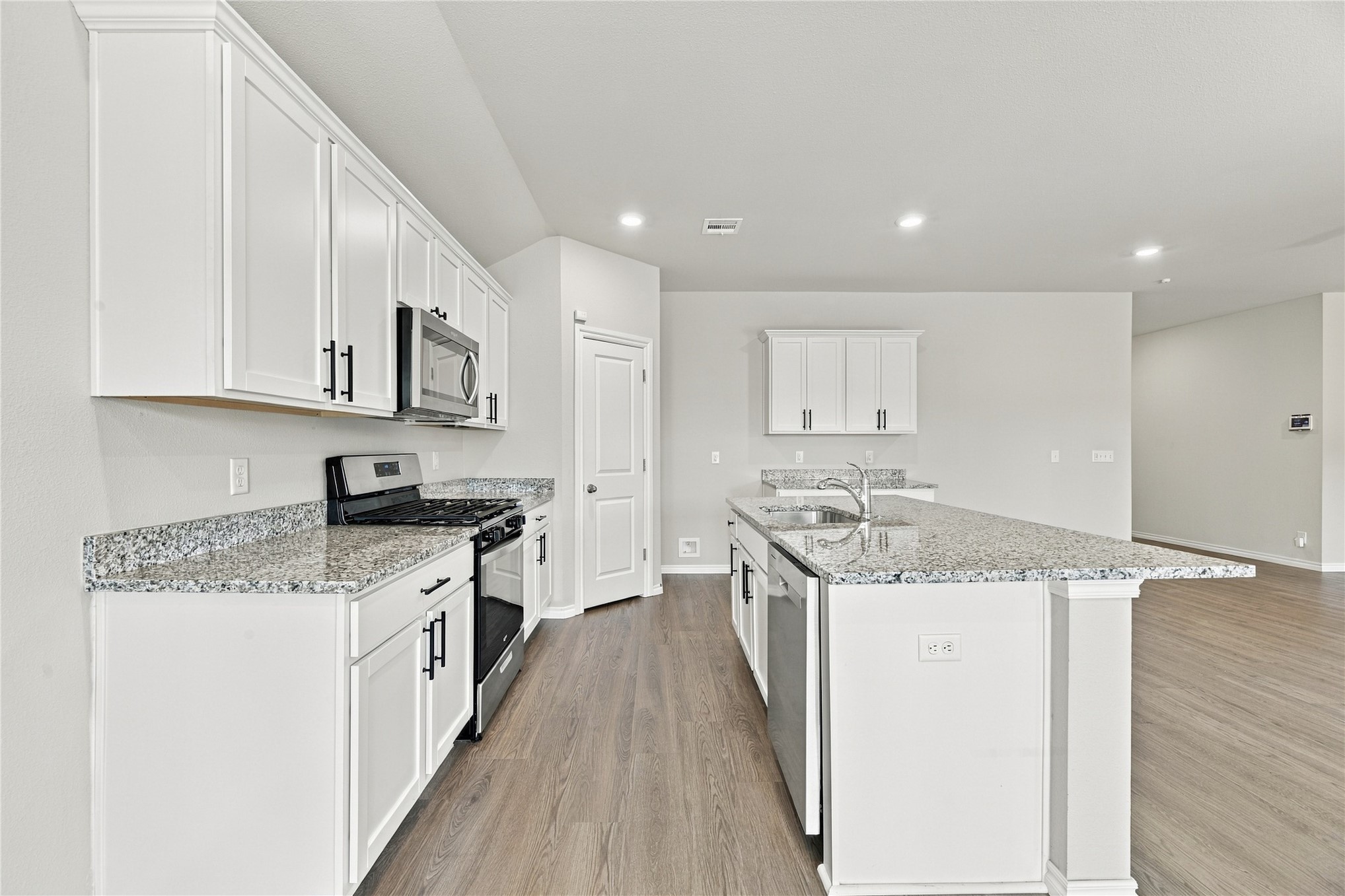 2704 W Brook Street Claremore OK 74017