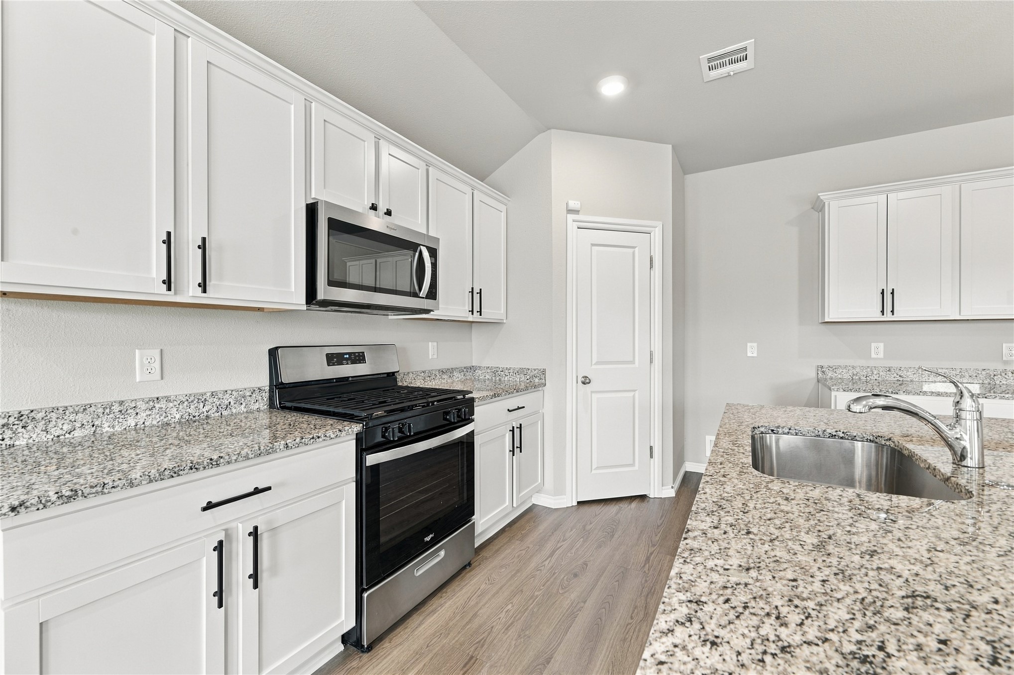 2704 W Brook Street Claremore OK 74017