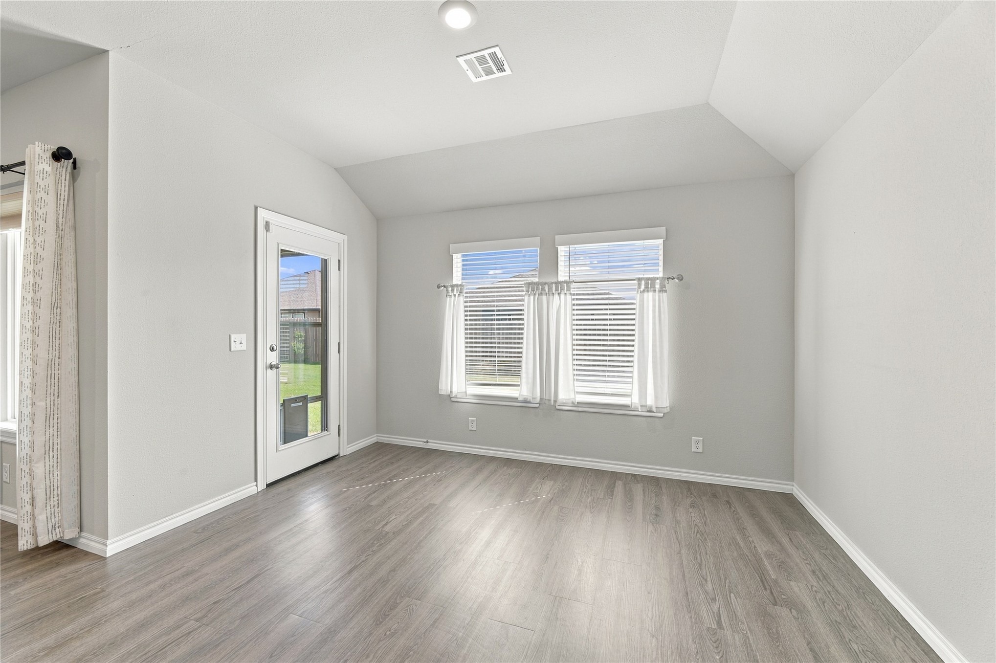 2704 W Brook Street Claremore OK 74017