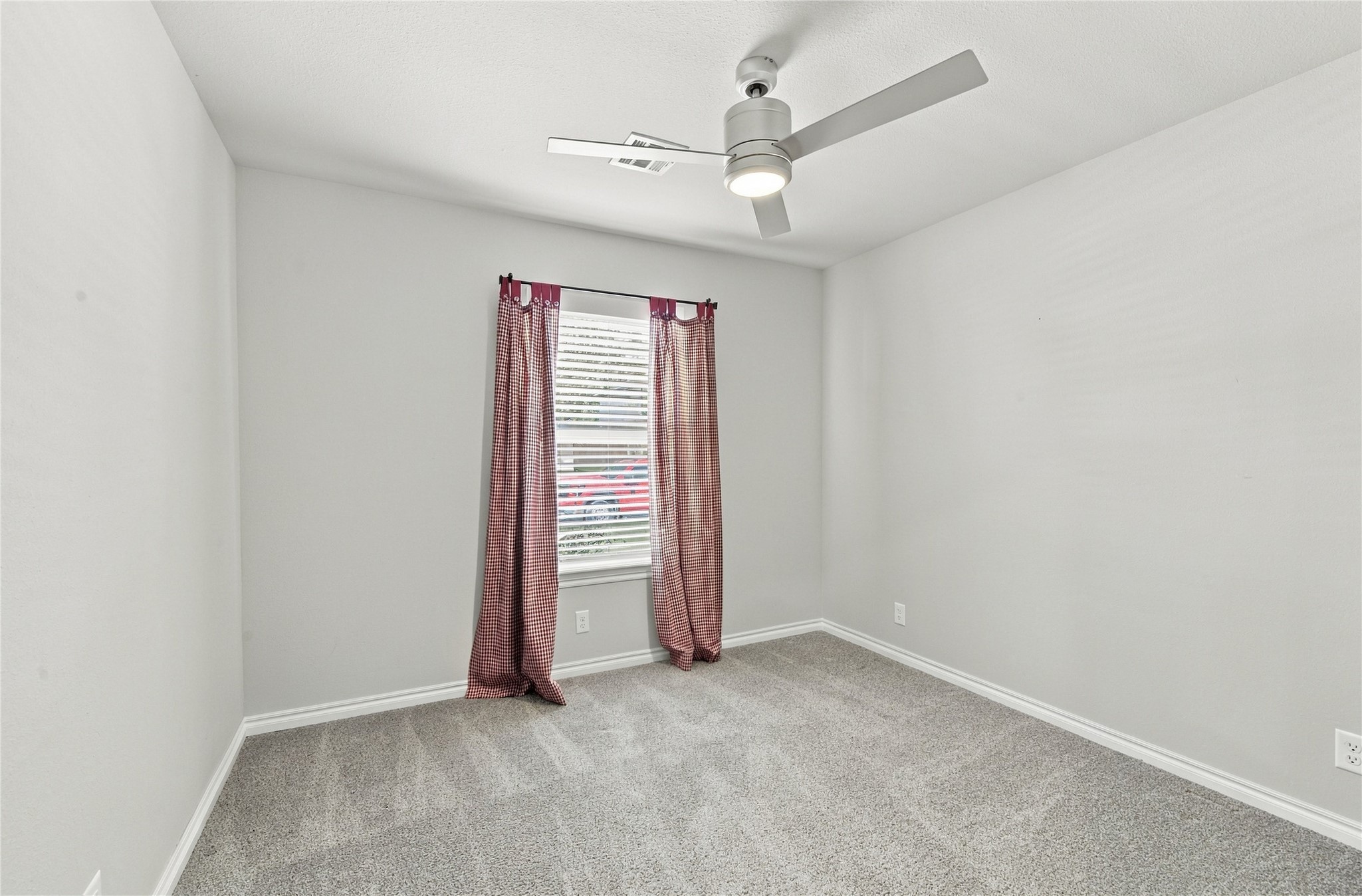 2704 W Brook Street Claremore OK 74017