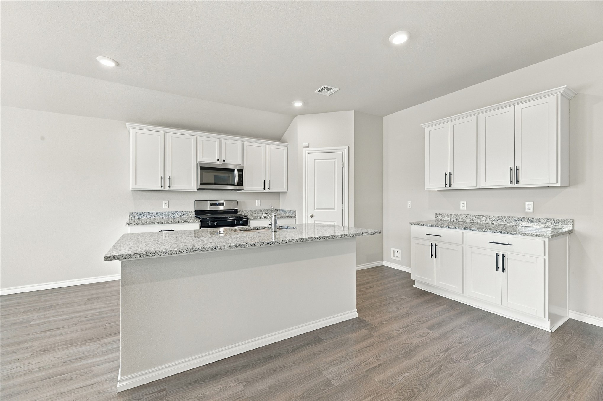 2704 W Brook Street Claremore OK 74017