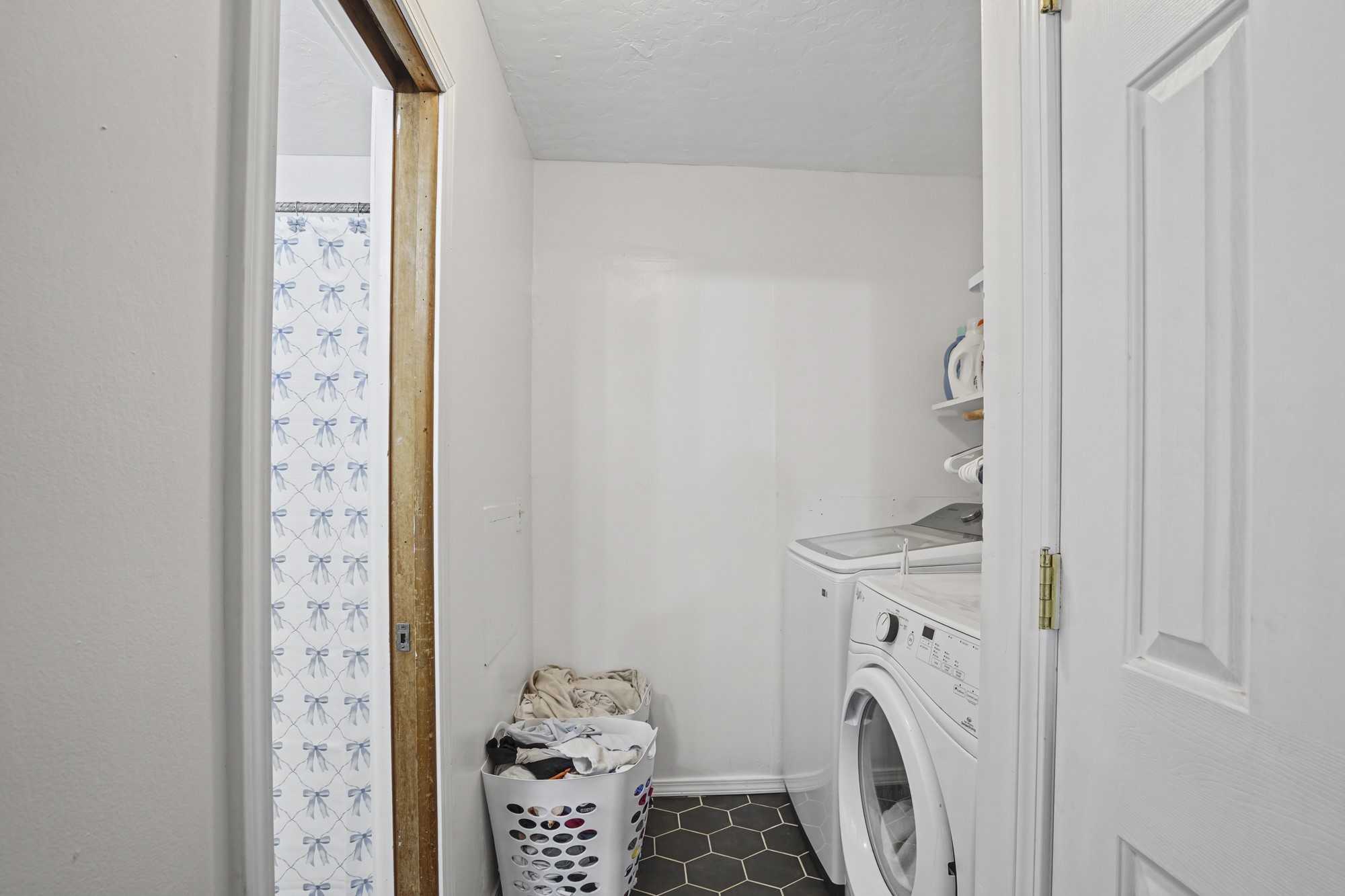212 S Locust Street Locust Grove OK 74352