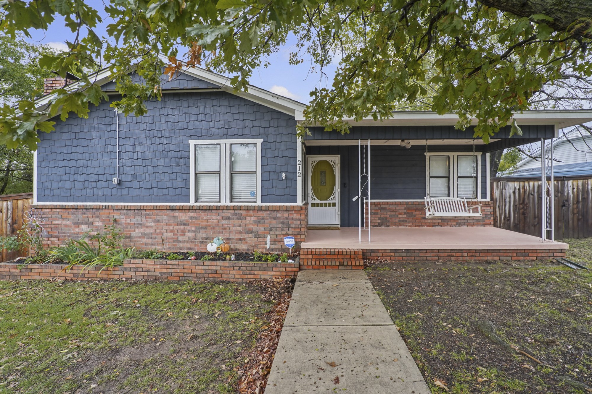 212 S Locust Street Locust Grove OK 74352