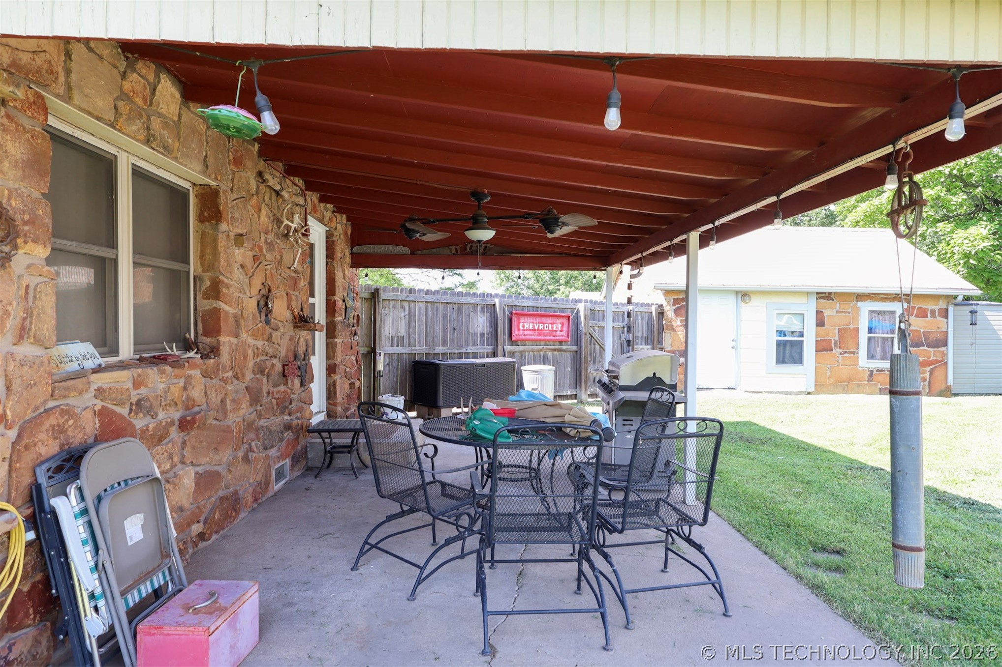 302 E Elm Street Skiatook OK 74070