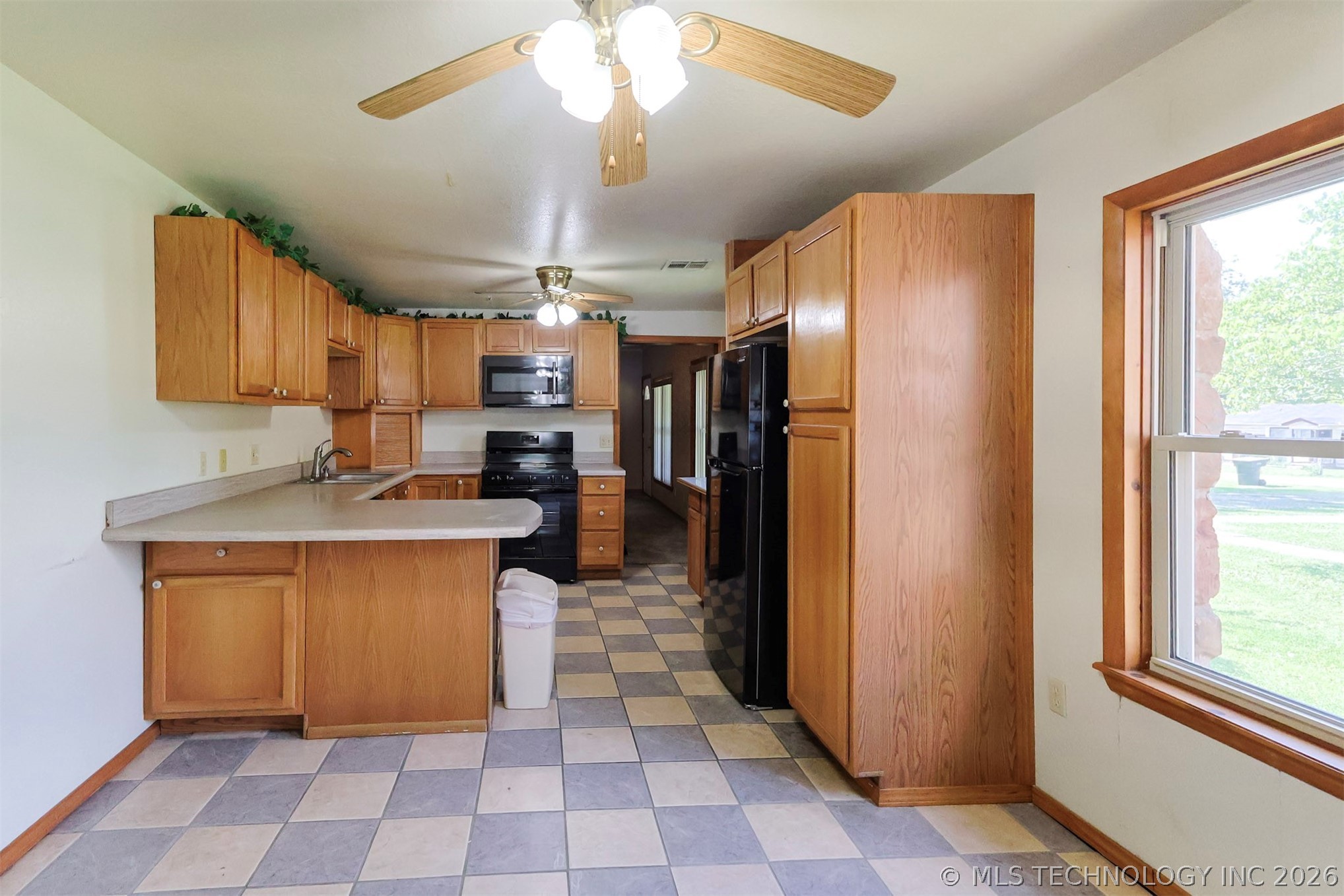 302 E Elm Street Skiatook OK 74070