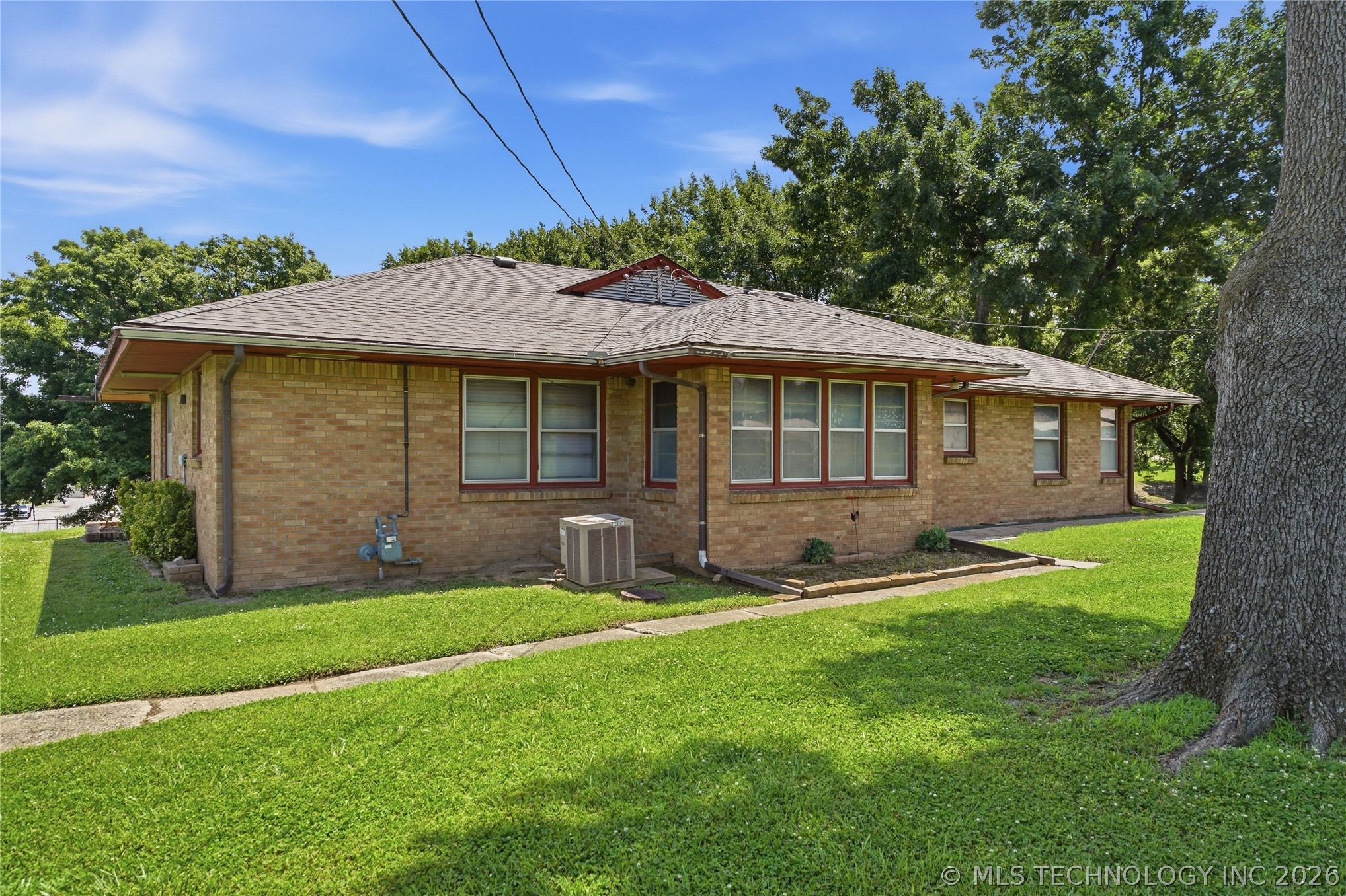 1201 W 46th Street Tulsa OK 74107