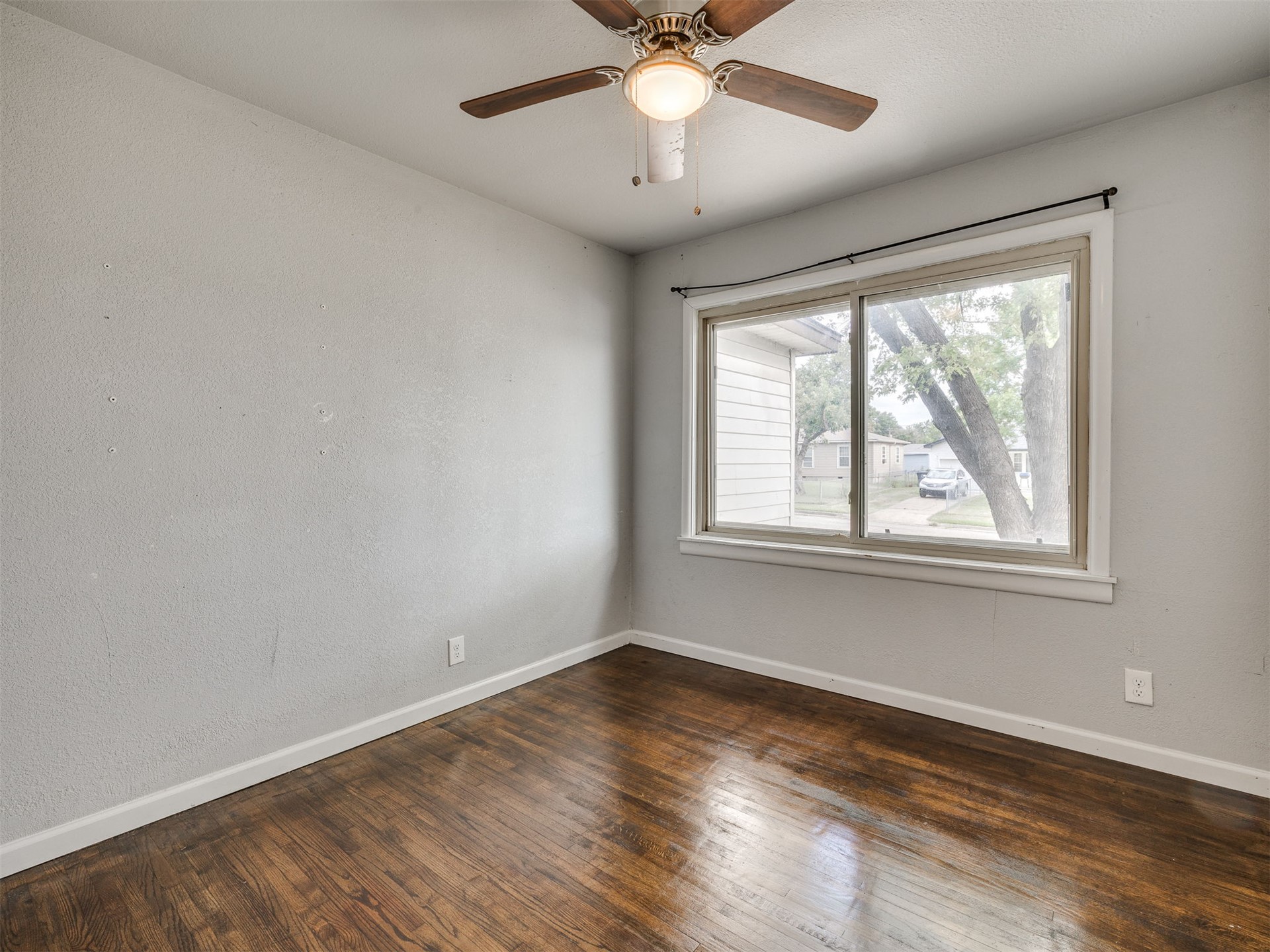 8934 E Newton Street Tulsa OK 74115