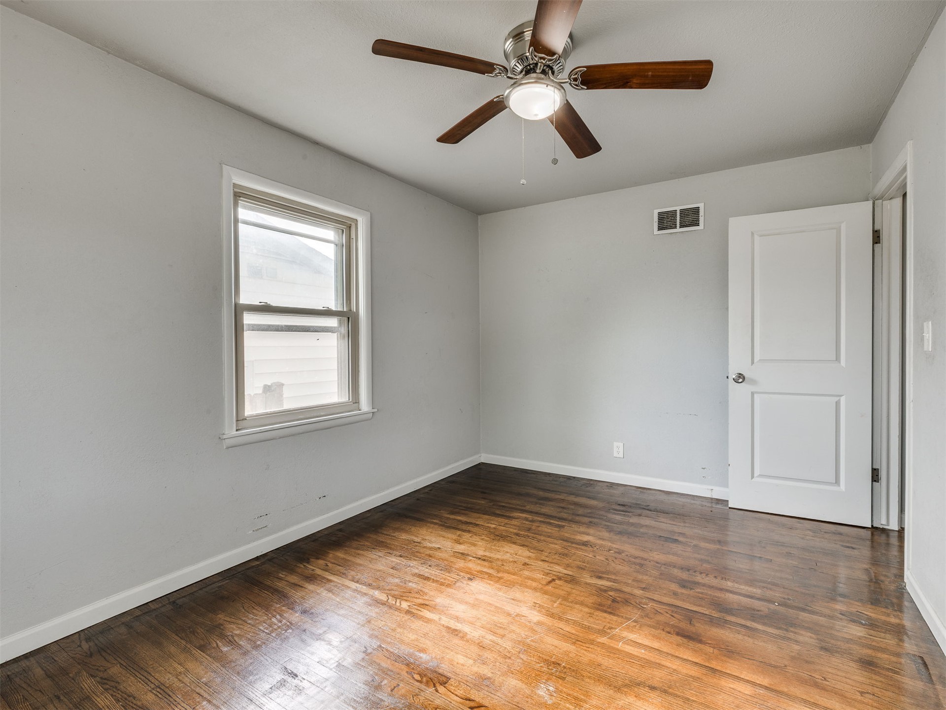 8934 E Newton Street Tulsa OK 74115