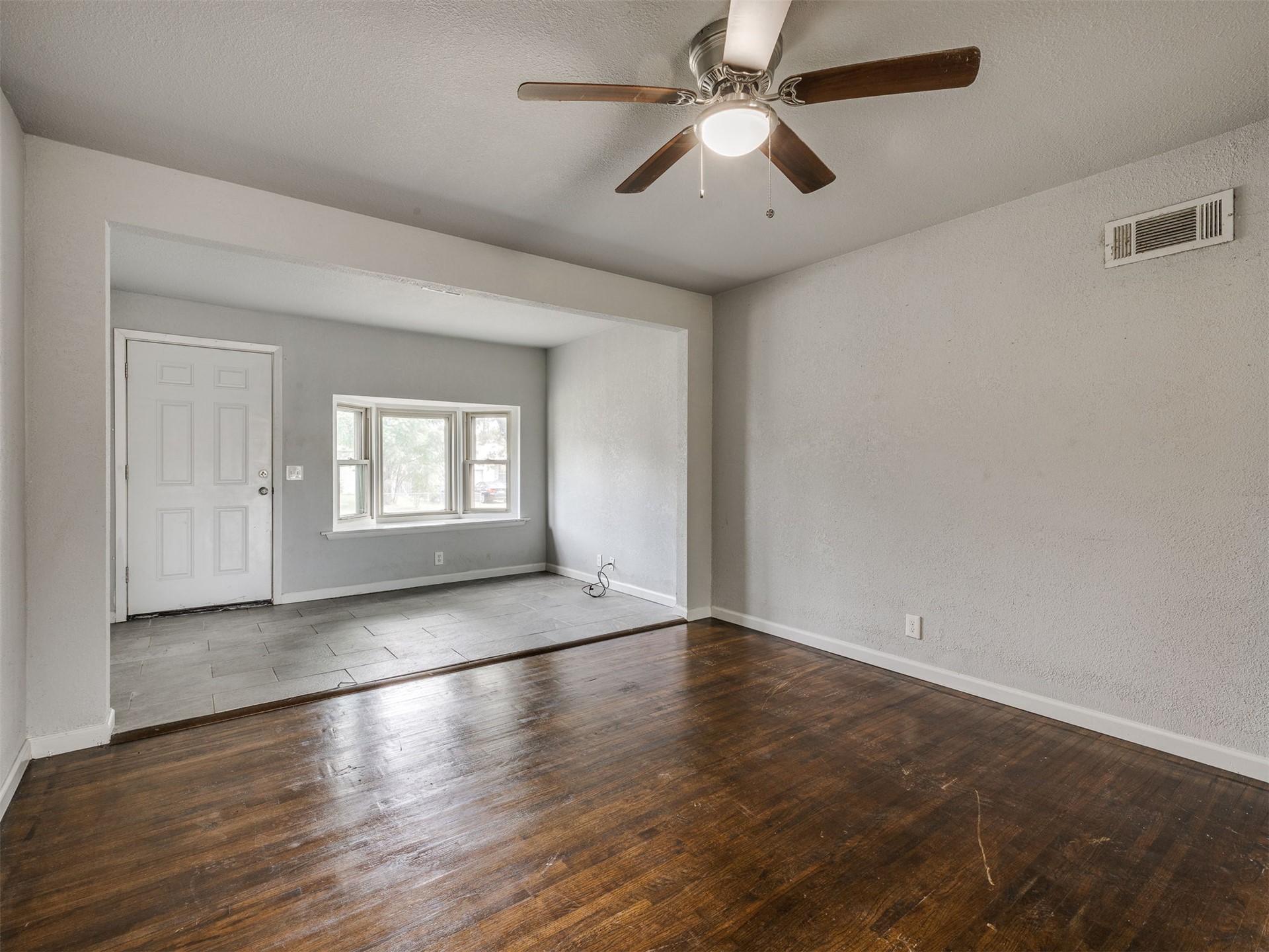 8934 E Newton Street Tulsa OK 74115