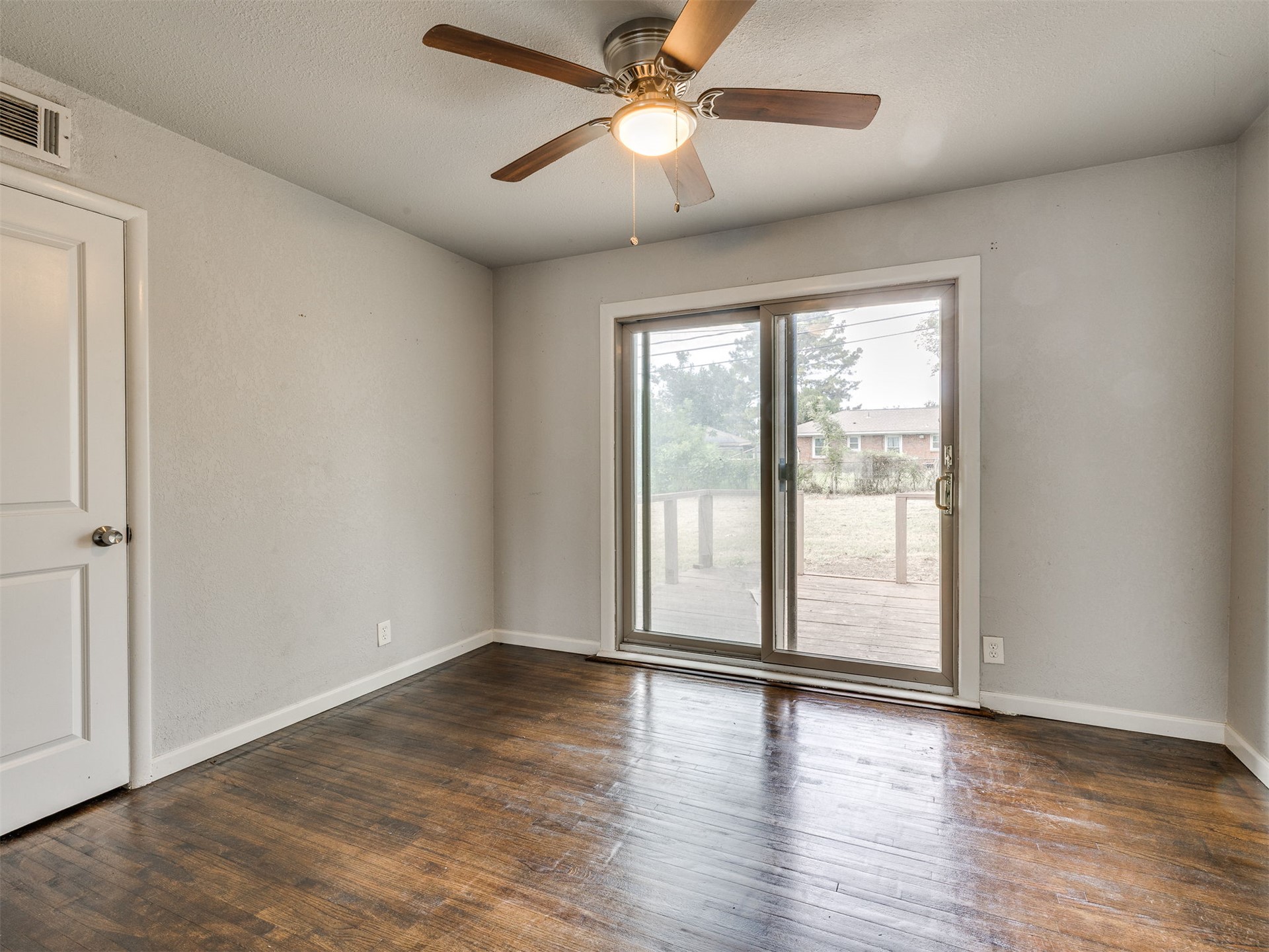 8934 E Newton Street Tulsa OK 74115