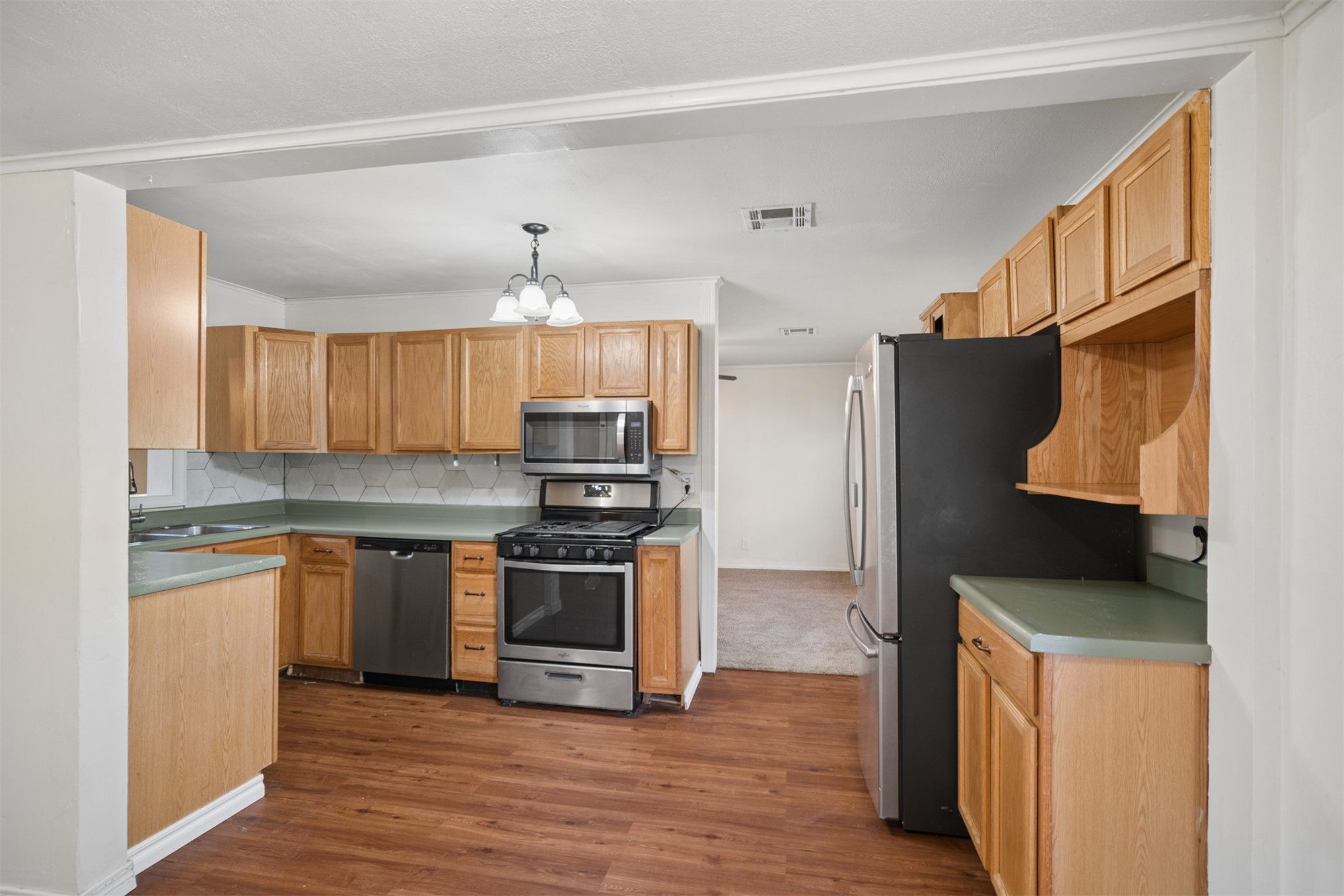 222 10th Street Mounds OK 74047