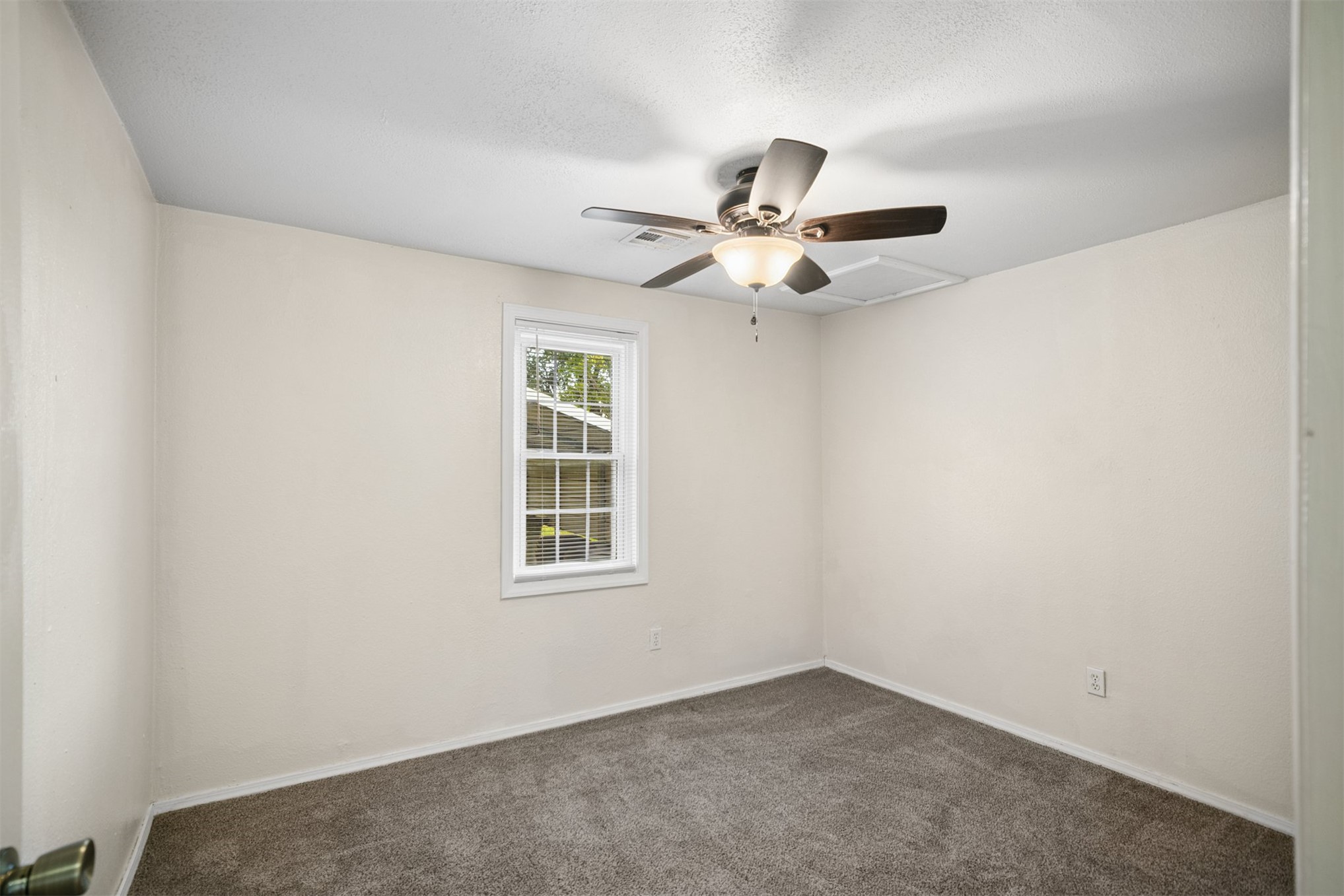 222 10th Street Mounds OK 74047