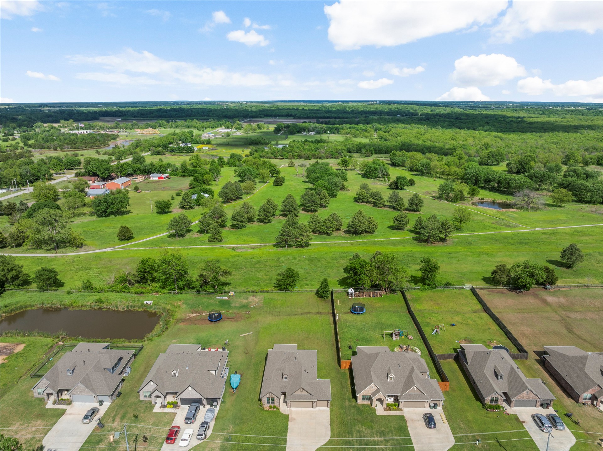 2111 S Osage Avenue W Skiatook OK 74070