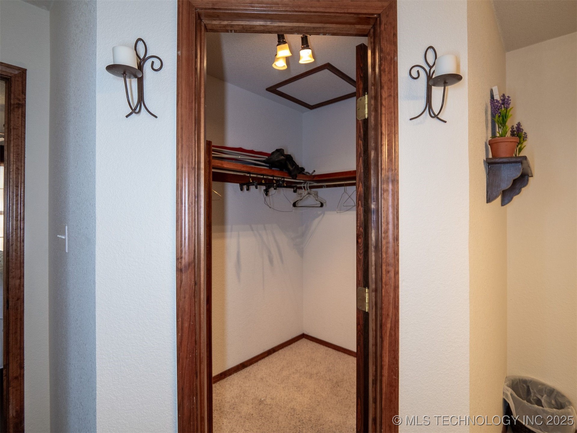 8446 E Greasy Bend Road Stringtown OK 74569