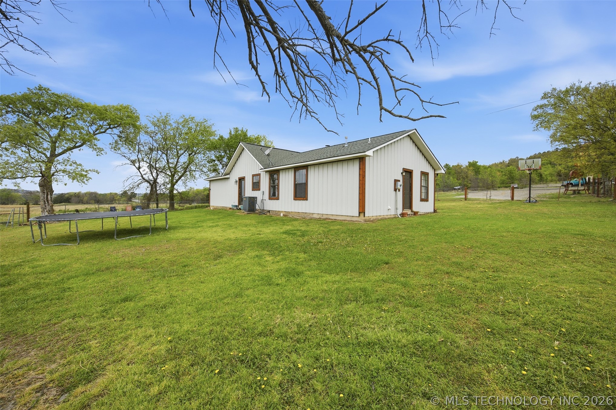 8446 E Greasy Bend Road Stringtown OK 74569