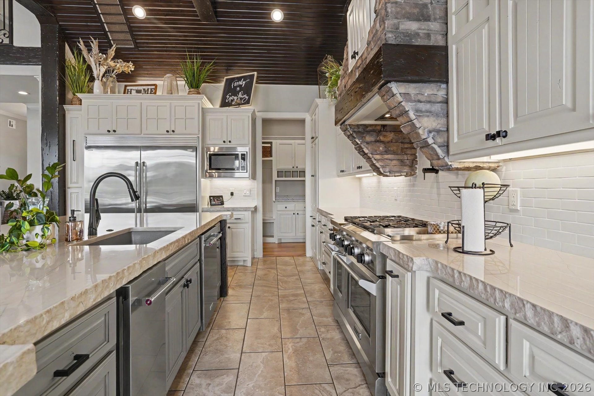 6372 N Wildwood Lane Owasso OK 74055