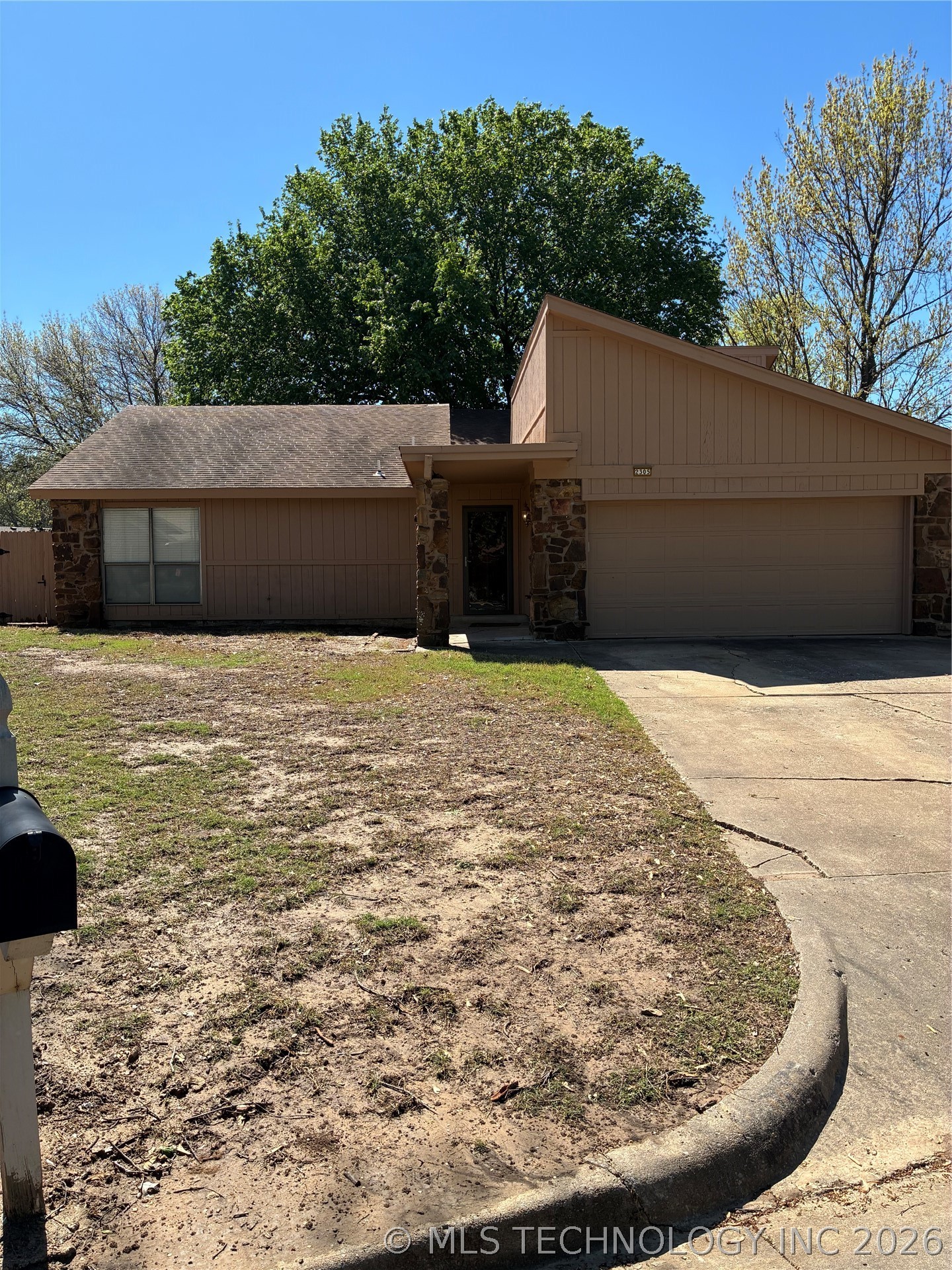 2305 W El Paso Court Broken Arrow OK 74012
