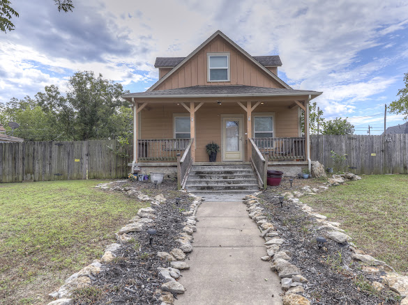 410 E 4th Street Skiatook OK 74070