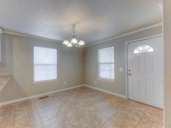 410 E 4th Street Skiatook OK 74070