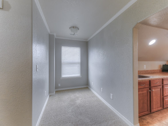 410 E 4th Street Skiatook OK 74070