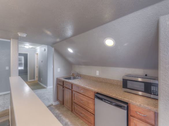 410 E 4th Street Skiatook OK 74070