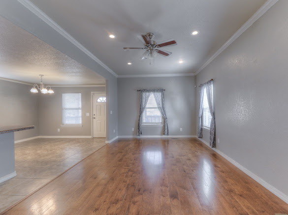 410 E 4th Street Skiatook OK 74070