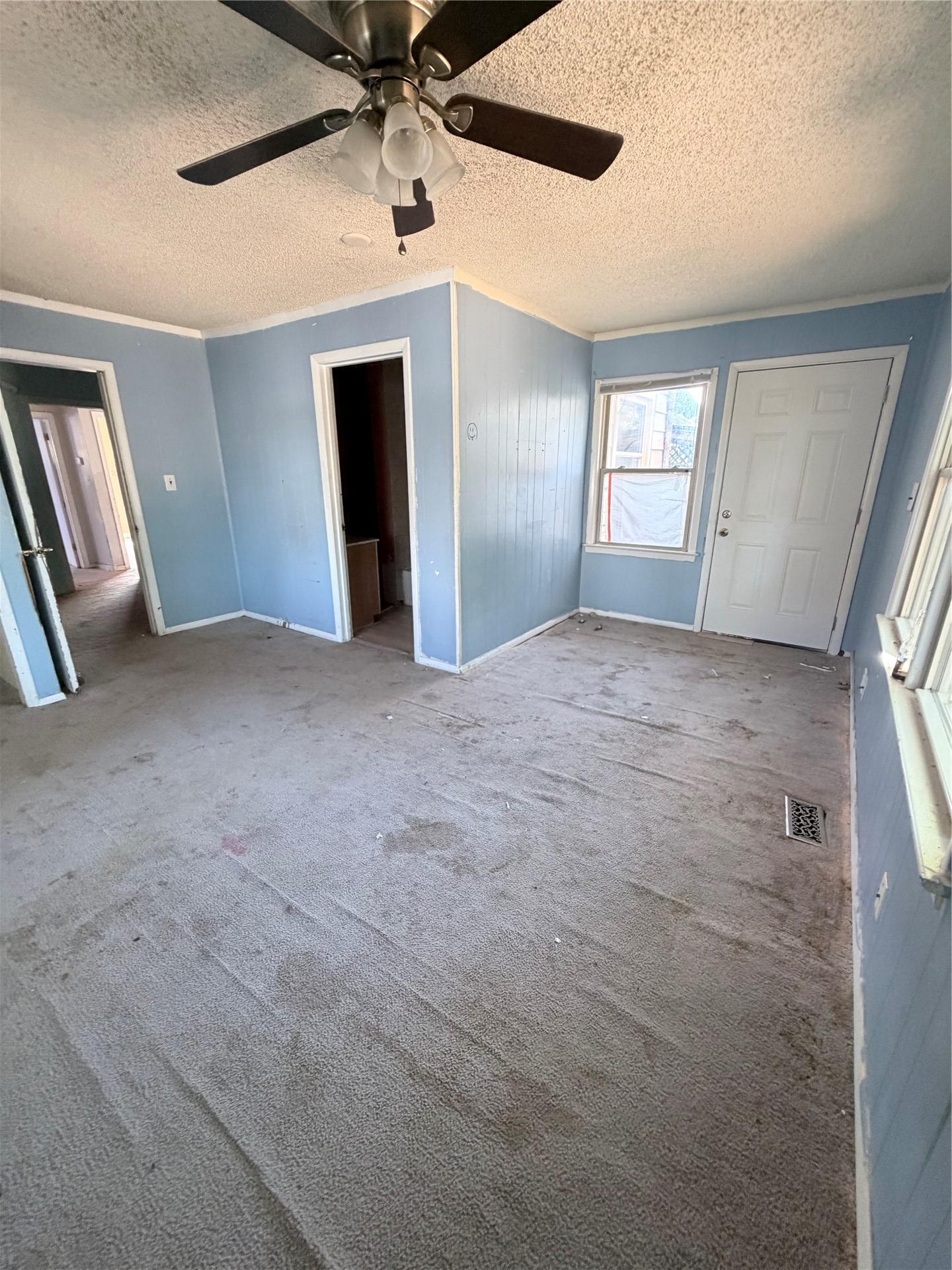 3955 E Admiral Court Tulsa OK 74115